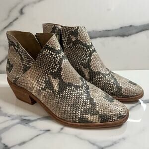 Vince Camuto | Women's Green Cream Reptile Leather Arendara Booties Sz 9